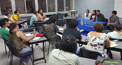 UC Merced graduate students talked with UNAH Sociology students on their first night in Honduras.